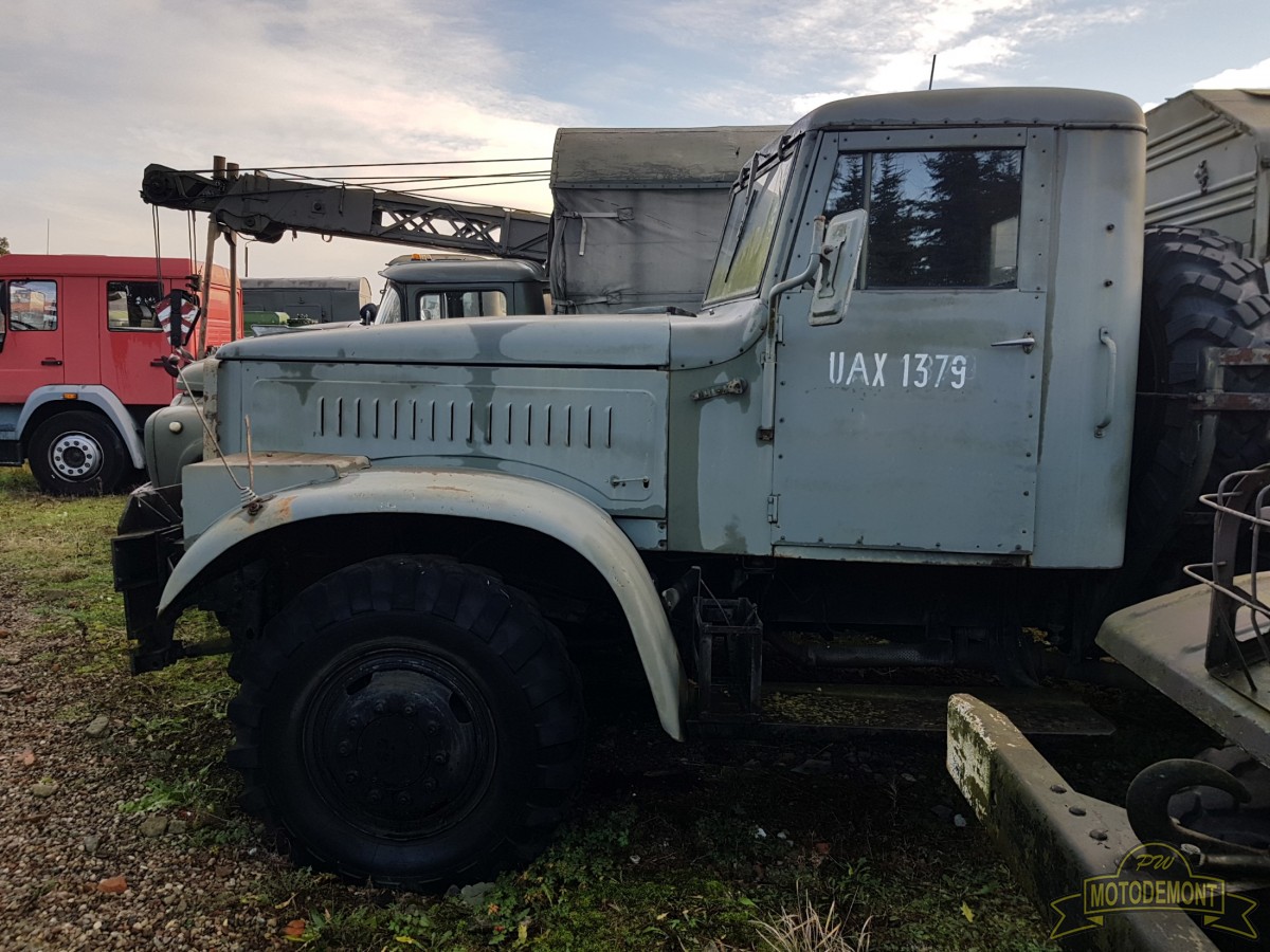 KRAZ 257 W-63 Zamiatarka podciśnieniowa