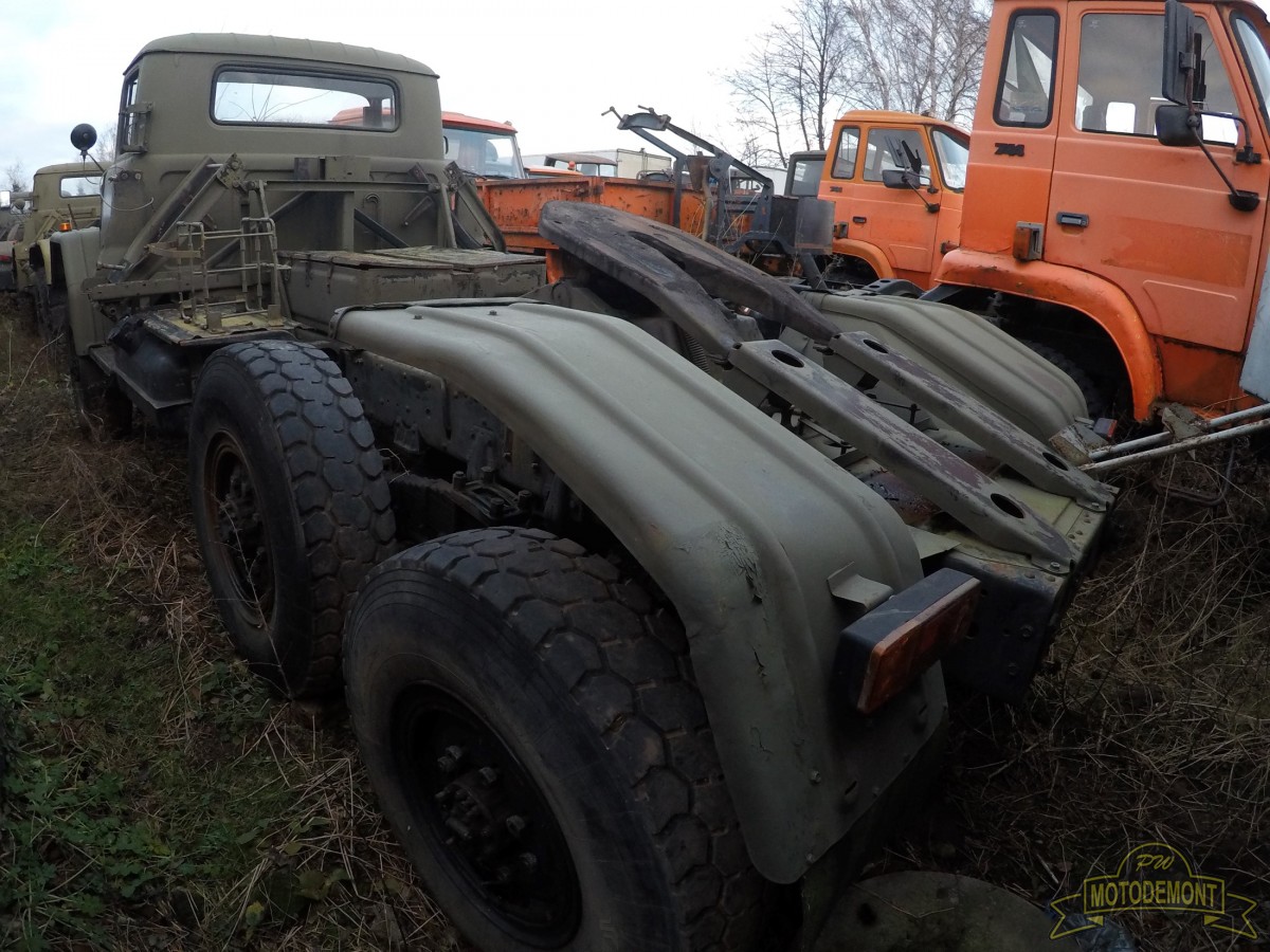 Samochód ZIŁ 131 Ciągnik siodłowy