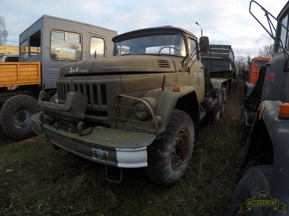 Samochód ZIŁ 131 Ciągnik siodłowy