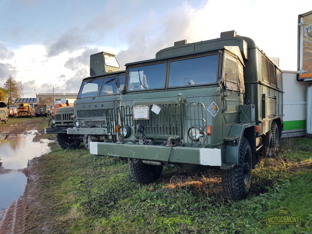 Ładownia akumulatorów PSŁ-16 na samochodzie STAR 660M2