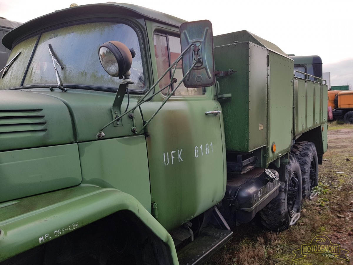 Ził 131 Dystrybutor kwasów