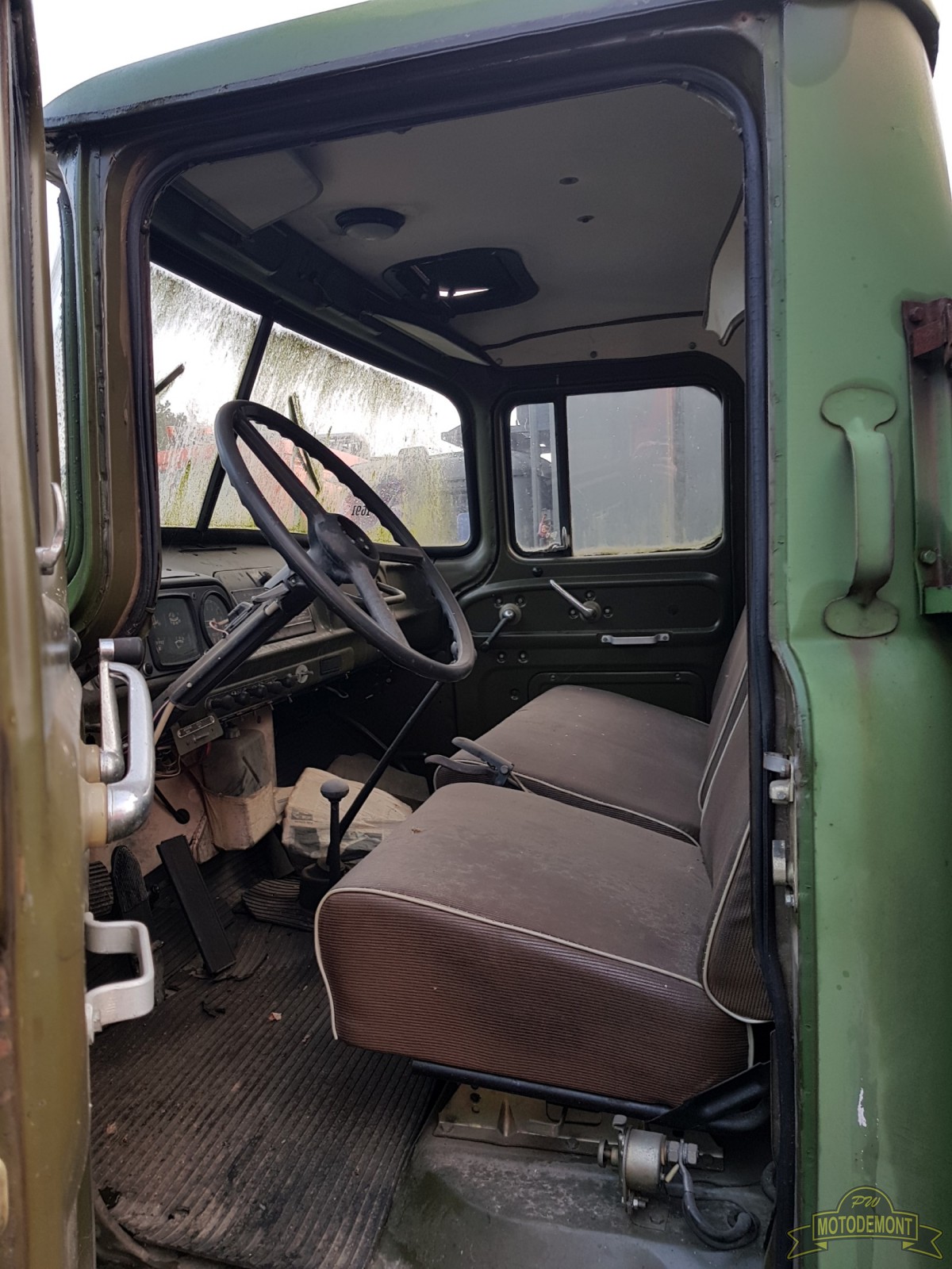 Ził 131 Dystrybutor kwasów